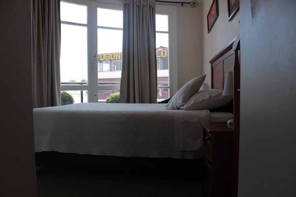 Alhambra Hotel Сан Антонио Стая снимка