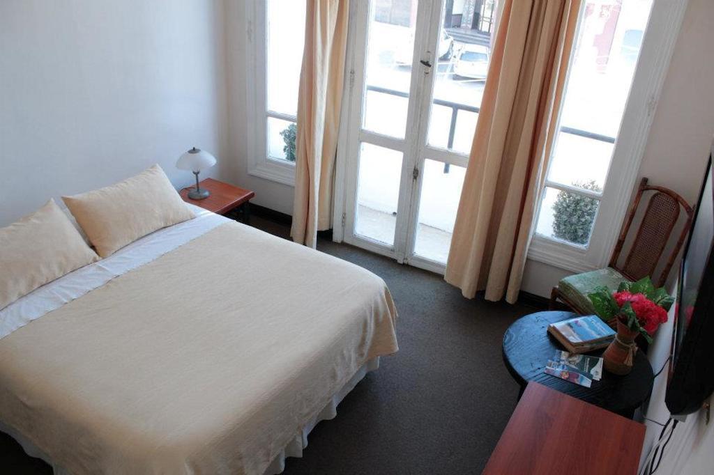 Alhambra Hotel Сан Антонио Стая снимка